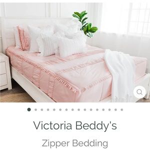 AUTHENTIC Beddy’s Victoria Zippered Bedding